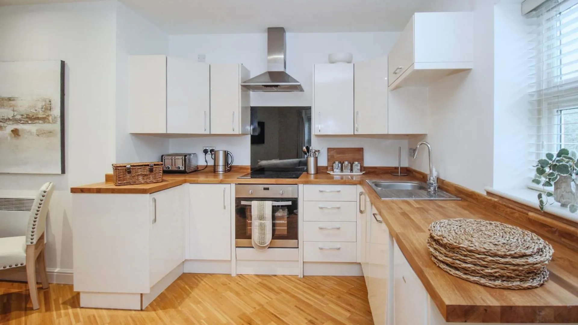 Yarm Luxury Apartments - Bank House - Private Gated Carpark